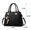 Ladies gorgeous handbags in 6 colours